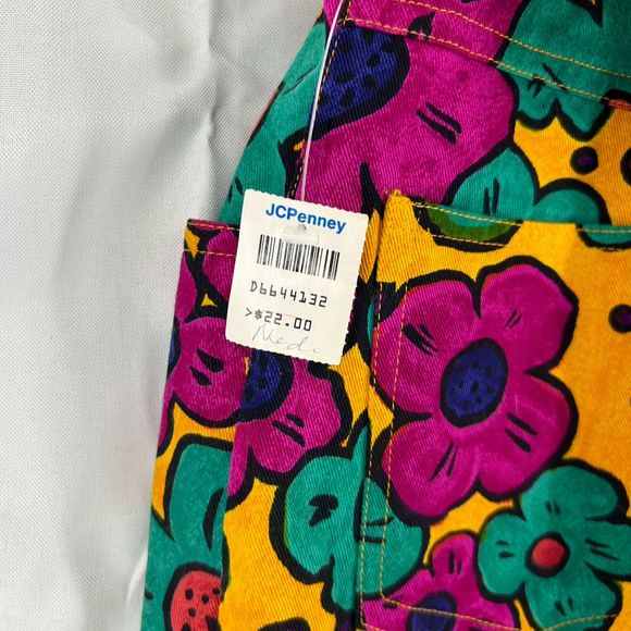 LIVE IN COLOR Floral High-Waisted Belted Shorts Yellow Cotton Women's Size M - Picture 3 of 9